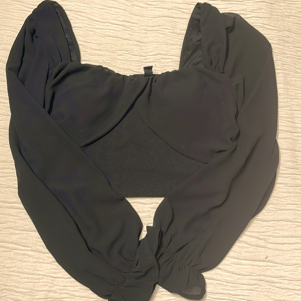 Mesh long sleeve crop top